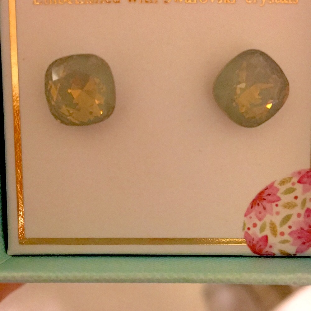 Gray Opal Cushion Cut Crystal Earrings - Picture 5 of 8
